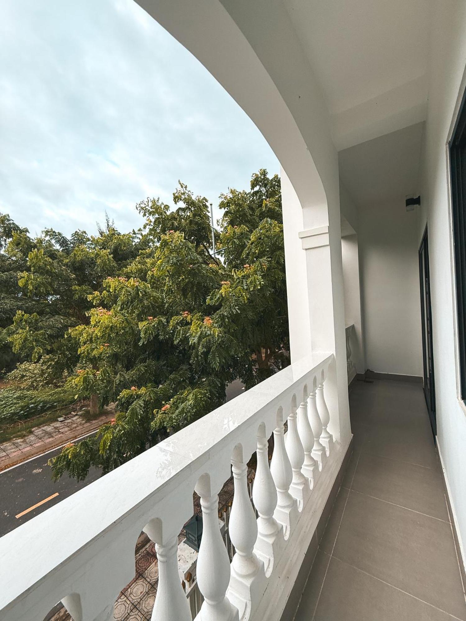 Hotel Cam Ranh Surf House à Cam Lam Extérieur photo